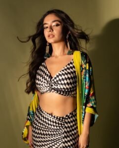 Anushka Sen Bold Geometric Co-Ord Set Fashion Shoot (16)