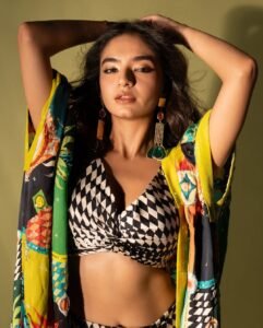 Anushka Sen Bold Geometric Co-Ord Set Fashion Shoot (24)