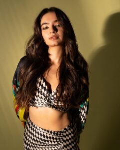 Anushka Sen Bold Geometric Co-Ord Set Fashion Shoot (29)