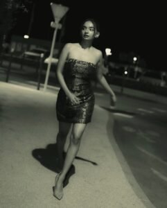 Anushka Sen Bold Red Strapless Mini Dress – Party Night Elegance (20)