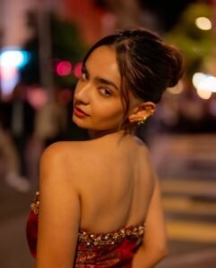 Anushka Sen Bold Red Strapless Mini Dress – Party Night Elegance (29)