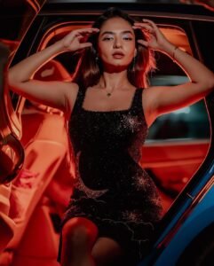 Anushka Sen shimmering dress night glamorous photo