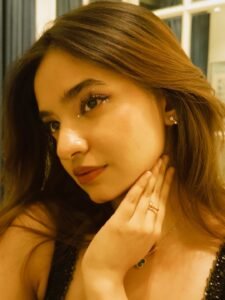 Indian actress Anushka Sen sparkling evening dress