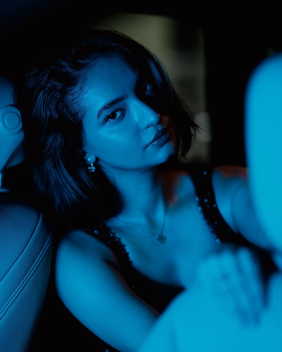 Anushka Sen Celestial Shimmer Dress – Glam Night Out (22)