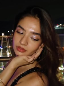 Anushka Sen shimmering dress night glamorous photo