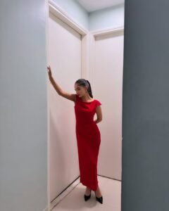Anushka Sen Chic Red Bodycon Dress Indoor Photoshoot (4)