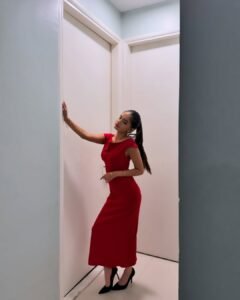 Anushka Sen Chic Red Bodycon Dress Indoor Photoshoot (7)