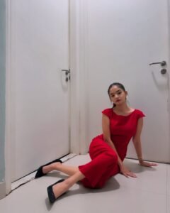 Anushka Sen Chic Red Bodycon Dress Indoor Photoshoot (9)