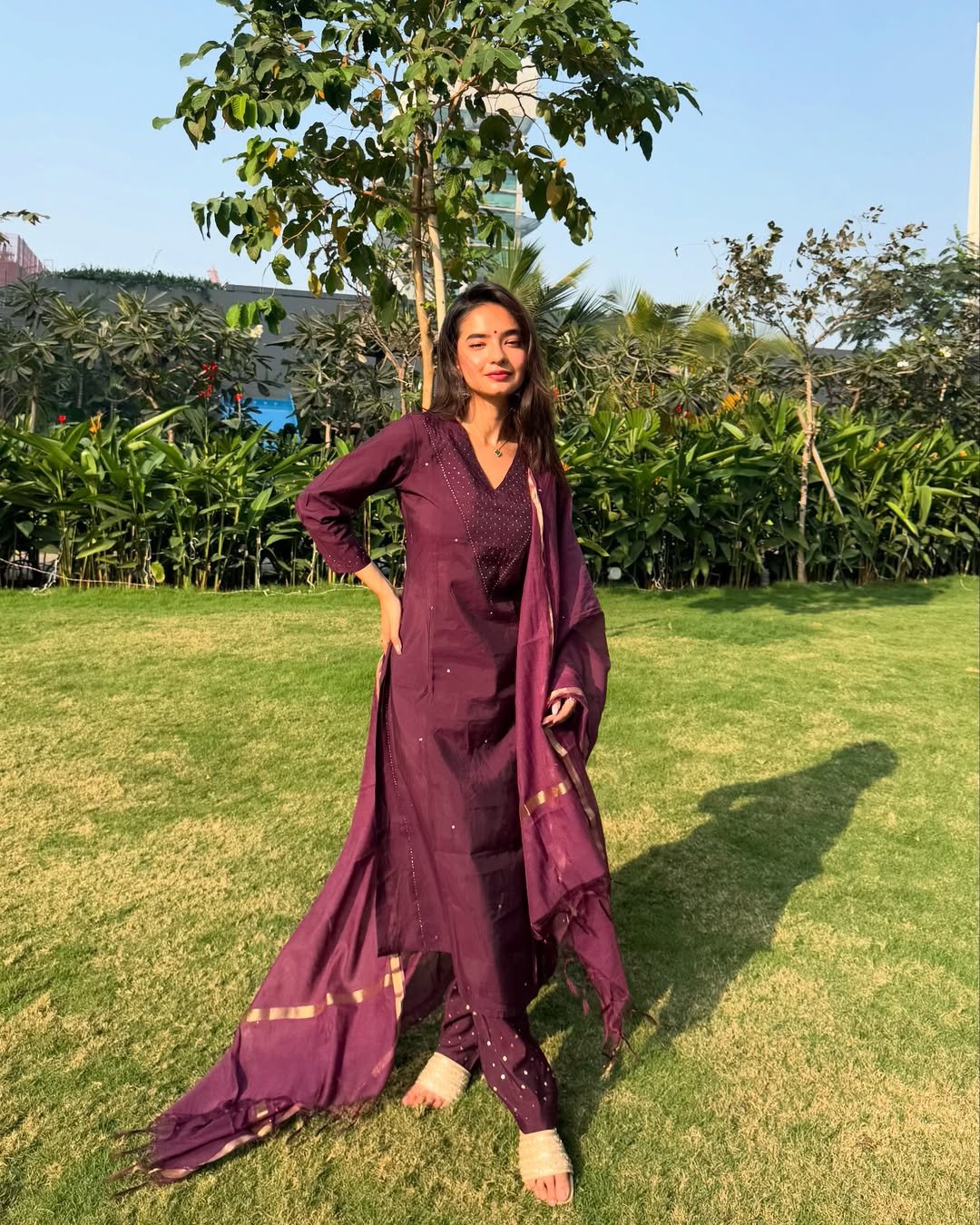 Anushka Sen Classy Maroon Kurti Outdoor Ethnic Shoot (10)