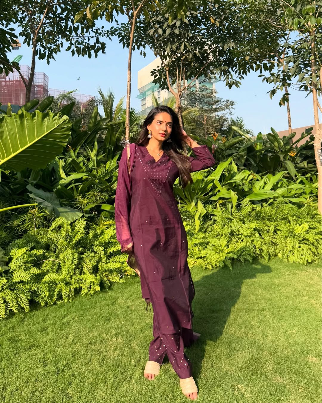 Anushka Sen Classy Maroon Kurti Outdoor Ethnic Shoot (16)