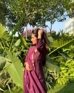 Anushka Sen Classy Maroon Kurti Outdoor Ethnic Shoot (3)