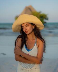 Anushka Sen Crochet Dress Over Swimwear – Chic Yacht Look (5)