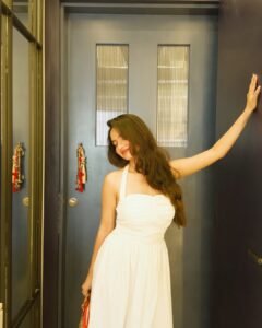 Anushka Sen Dreamy White Halter Dress Indoor Portraits (11)