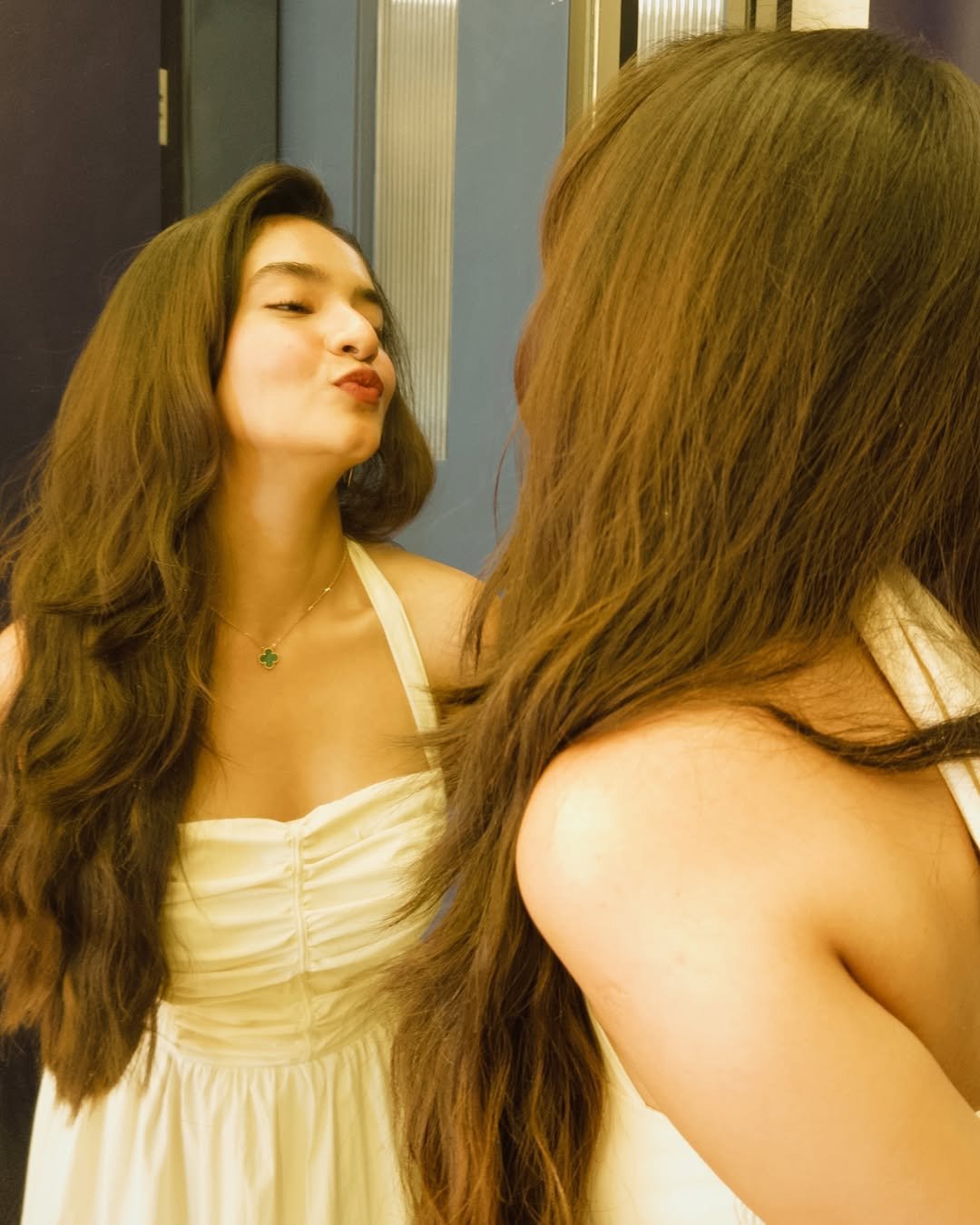 Anushka Sen Dreamy White Halter Dress Indoor Portraits (18)