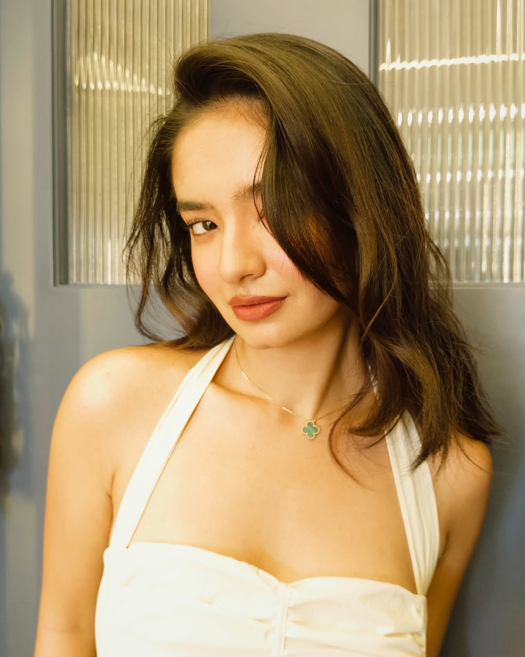 Anushka Sen Dreamy White Halter Dress Indoor Portraits (2)