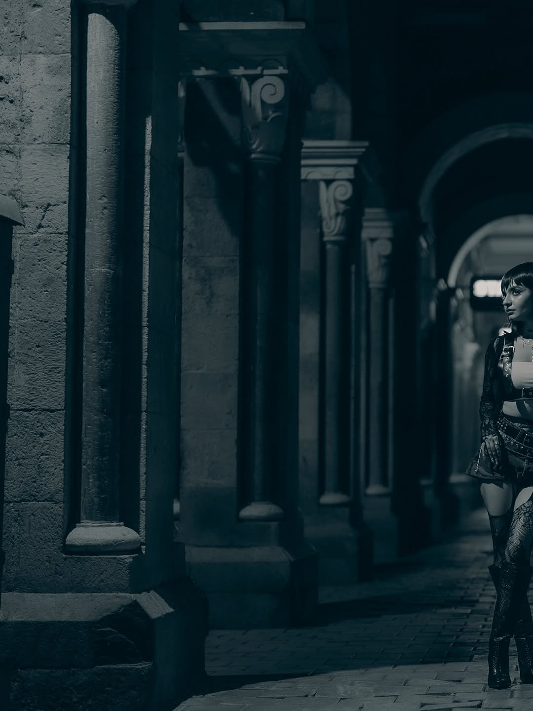 Anushka Sen Edgy Metro Fashion – Punk Grunge Vibes (3)