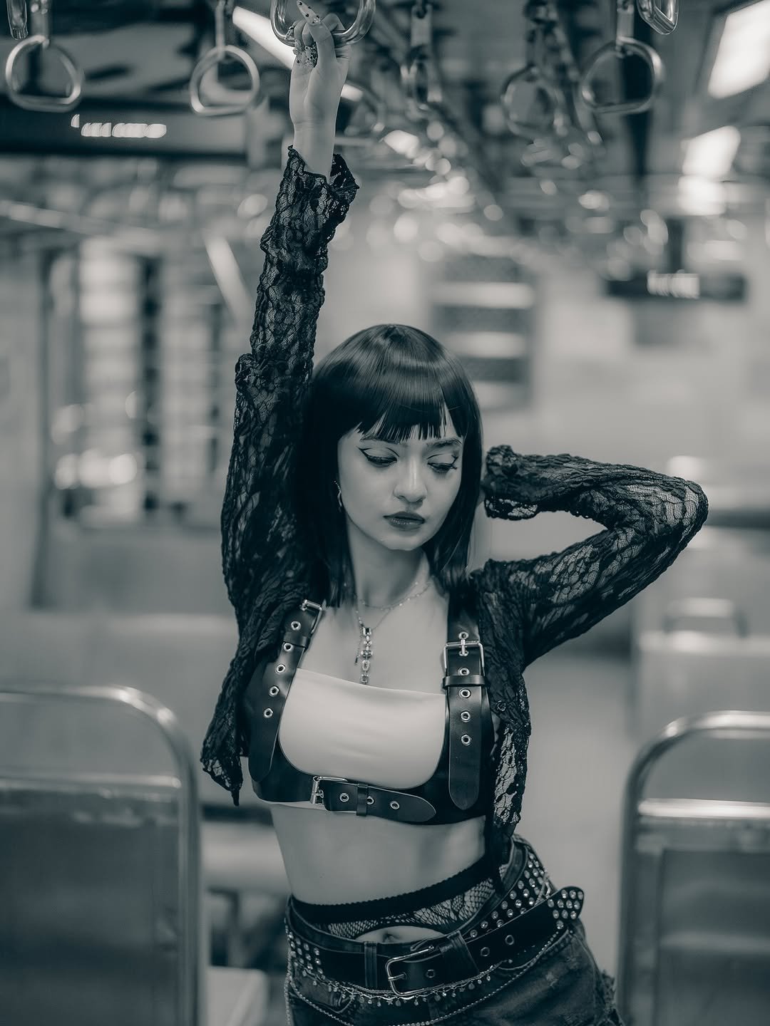 Anushka Sen Edgy Metro Fashion – Punk Grunge Vibes (6)