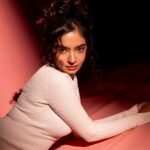 Anushka Sen Effortless Chic in Textured Knit Dress on Pink (1)