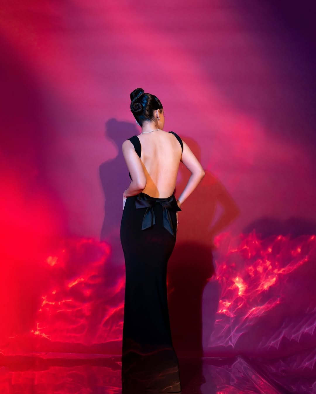 Anushka Sen Elegant Black Gown Studio Glam Shoot (14)