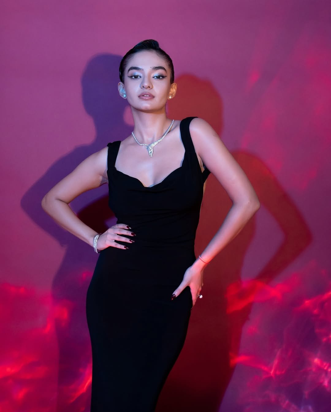 Anushka Sen Elegant Black Gown Studio Glam Shoot (20)