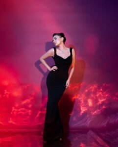 Anushka Sen Elegant Black Gown Studio Glam Shoot (28)