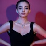 Anushka Sen Elegant Black Gown Studio Glam Shoot (41)