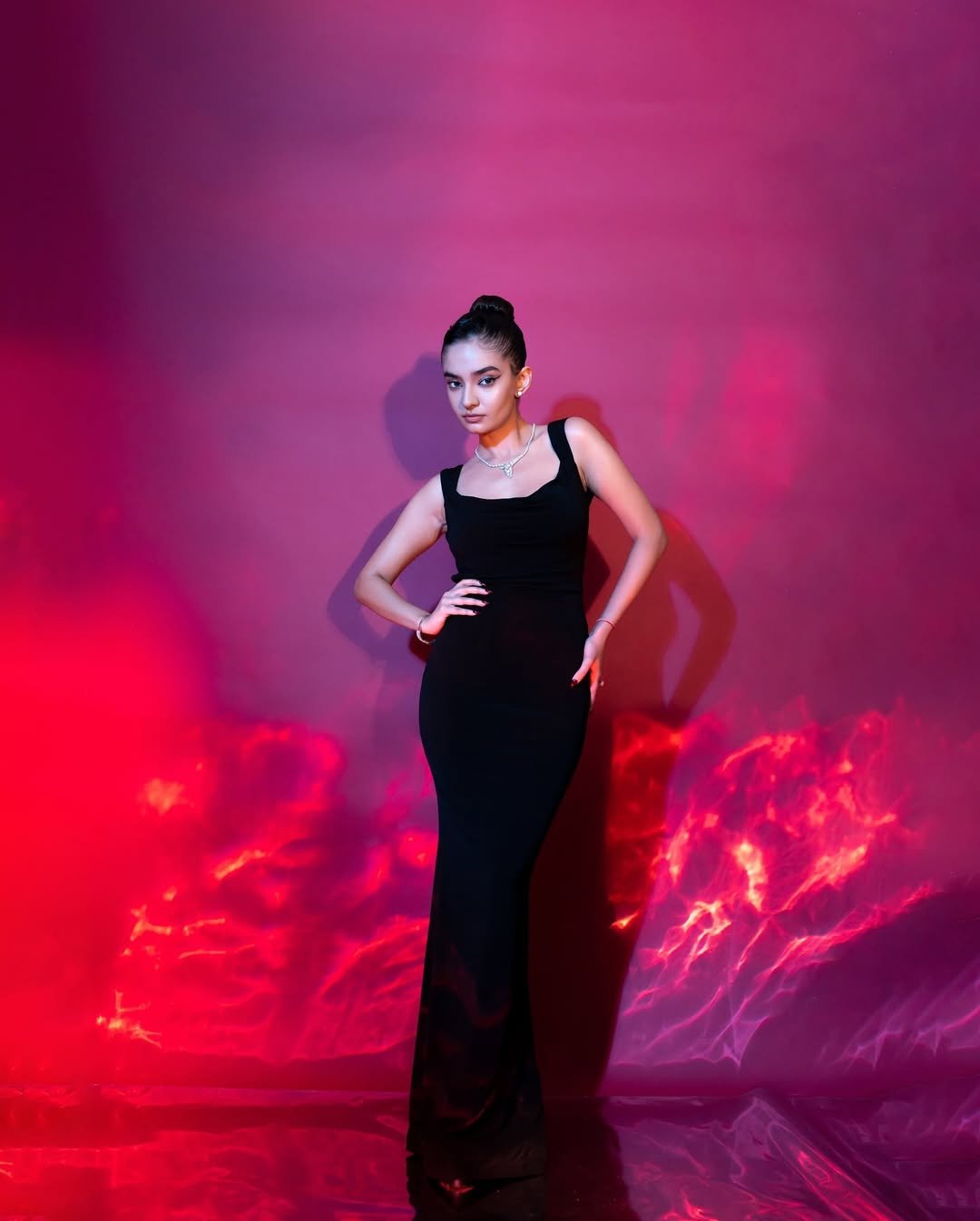 Anushka Sen Elegant Black Gown Studio Glam Shoot (43)