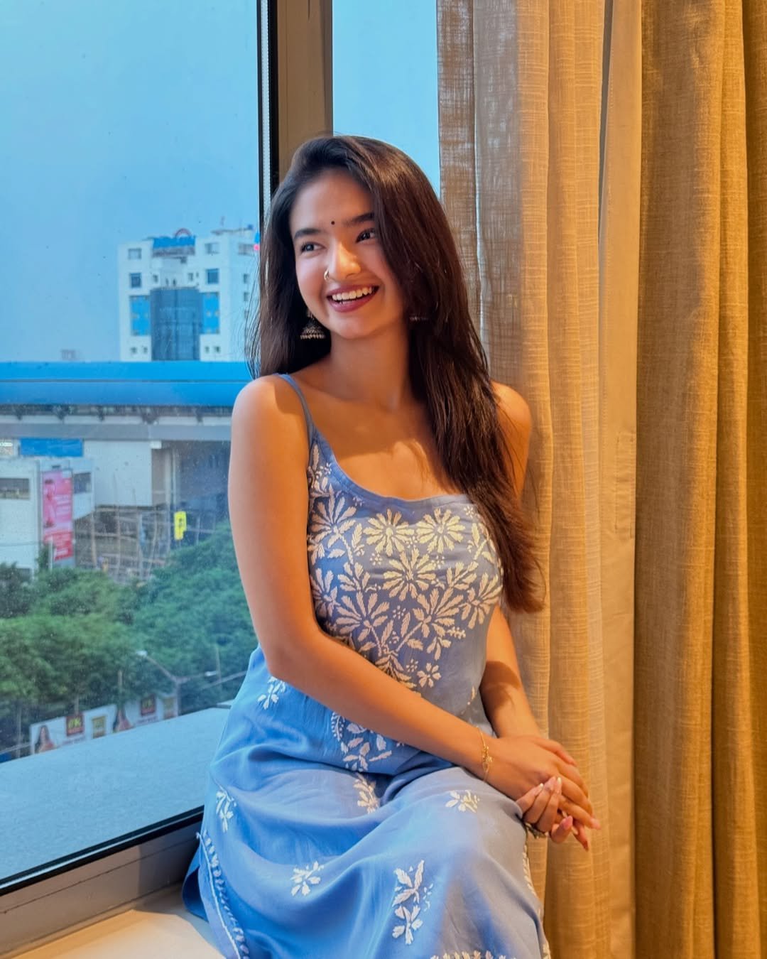 Anushka Sen Embroidered Pastel Blue Dress Window Photoshoot (1)