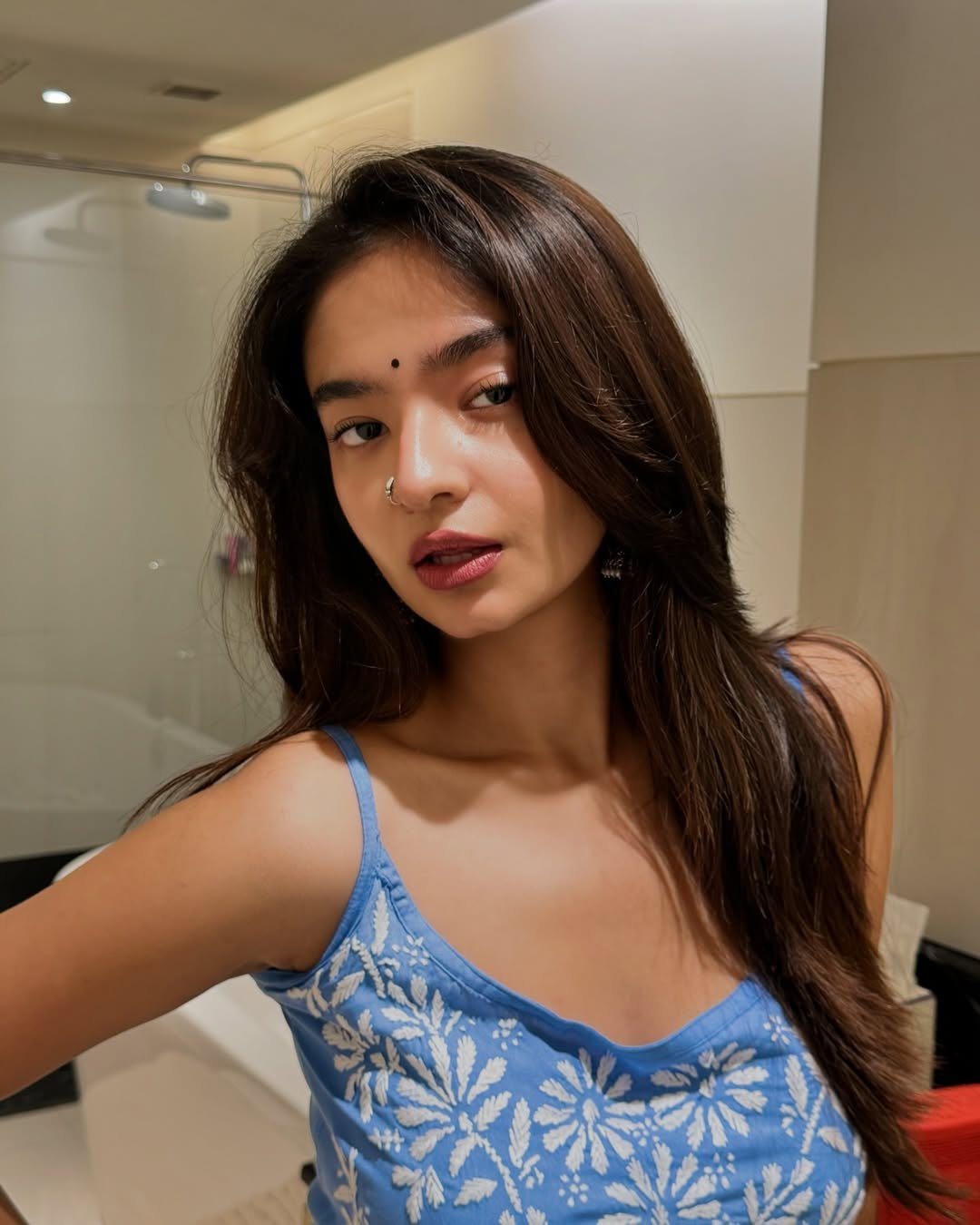 Anushka Sen Embroidered Pastel Blue Dress Window Photoshoot (10)