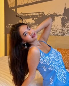 Anushka Sen Embroidered Pastel Blue Dress Window Photoshoot (13)