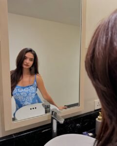 Anushka Sen Embroidered Pastel Blue Dress Window Photoshoot (5)