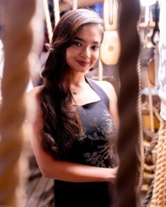 Anushka Sen Glam Black Sequin Dress Outdoor Shoot (35)