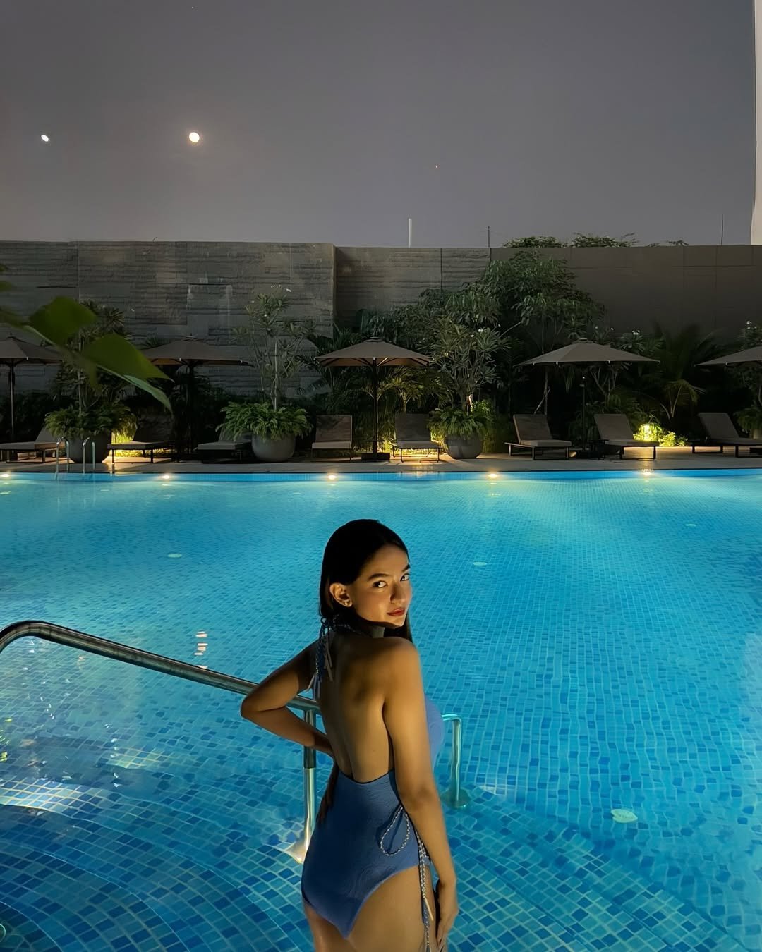 Anushka Sen Luxe Blue Swimsuit Evening Resort Lounge Shoot (18)