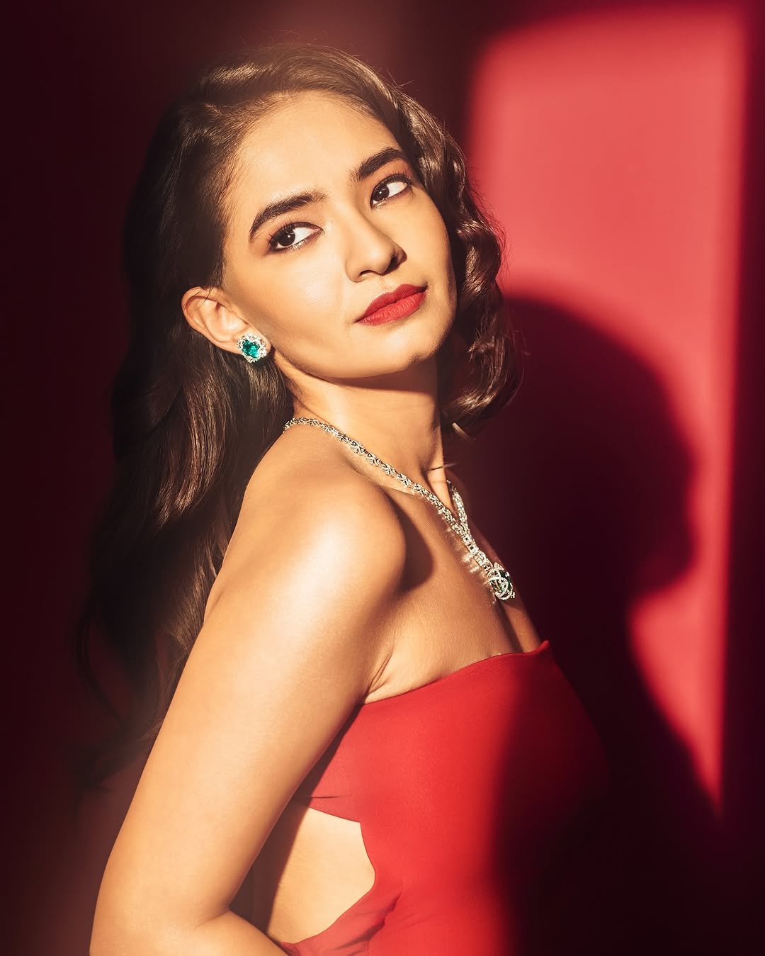 Anushka Sen Luxe Red Strapless Gown Glamorous Studio Shoot (14)