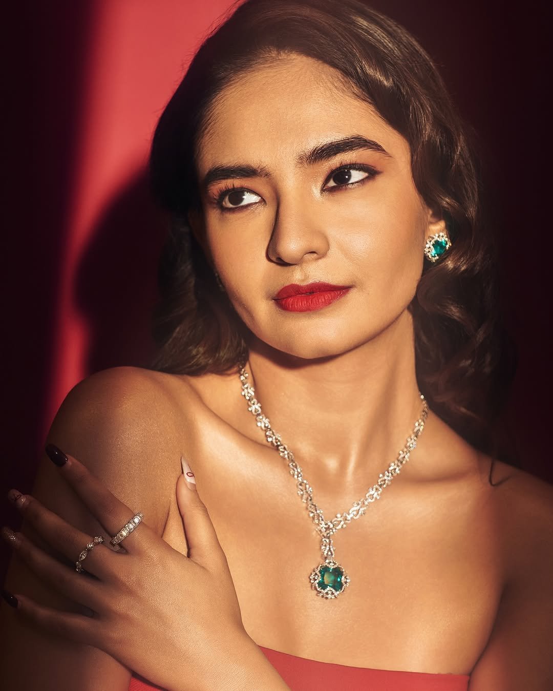 Anushka Sen Luxe Red Strapless Gown Glamorous Studio Shoot (34)