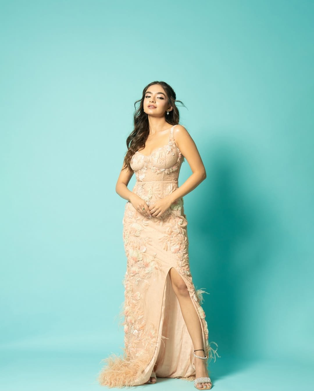 Anushka Sen Luxury Embroidered Gown Glam Studio Shoot (10)