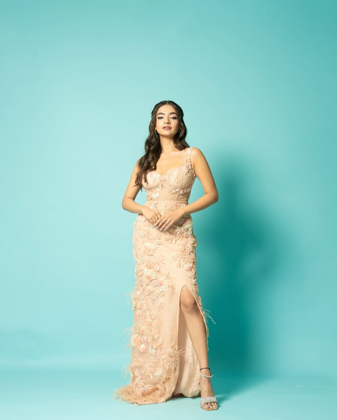 Anushka Sen Luxury Embroidered Gown Glam Studio Shoot (20)