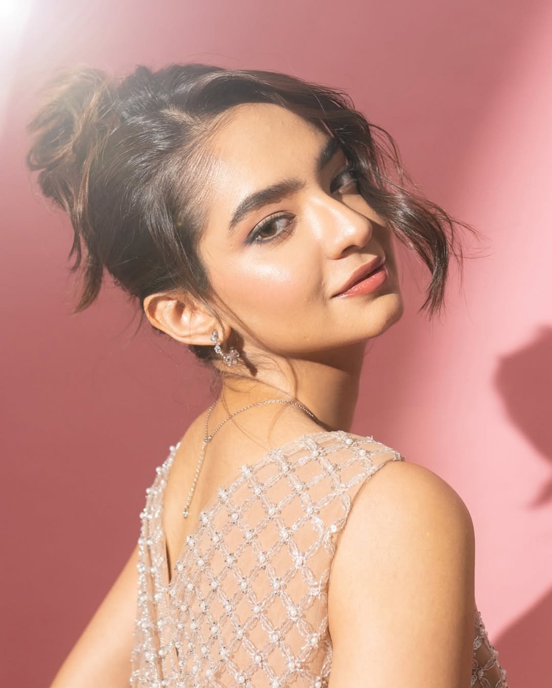 Anushka Sen Pastel Netted Gown Elegant Pink Backdrop Shoot (5)