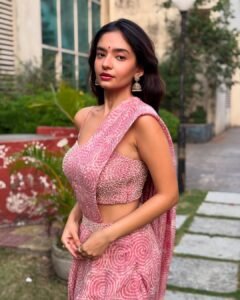 Anushka Sen Pastel Pink One-Shoulder Lehenga Garden Shoot (15)