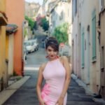 Anushka Sen cute pink halter dress statement earrings