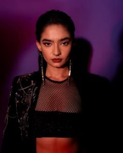 Anushka Sen Statement Glam Embellished Jacket and Fishnet Crop Top (1)