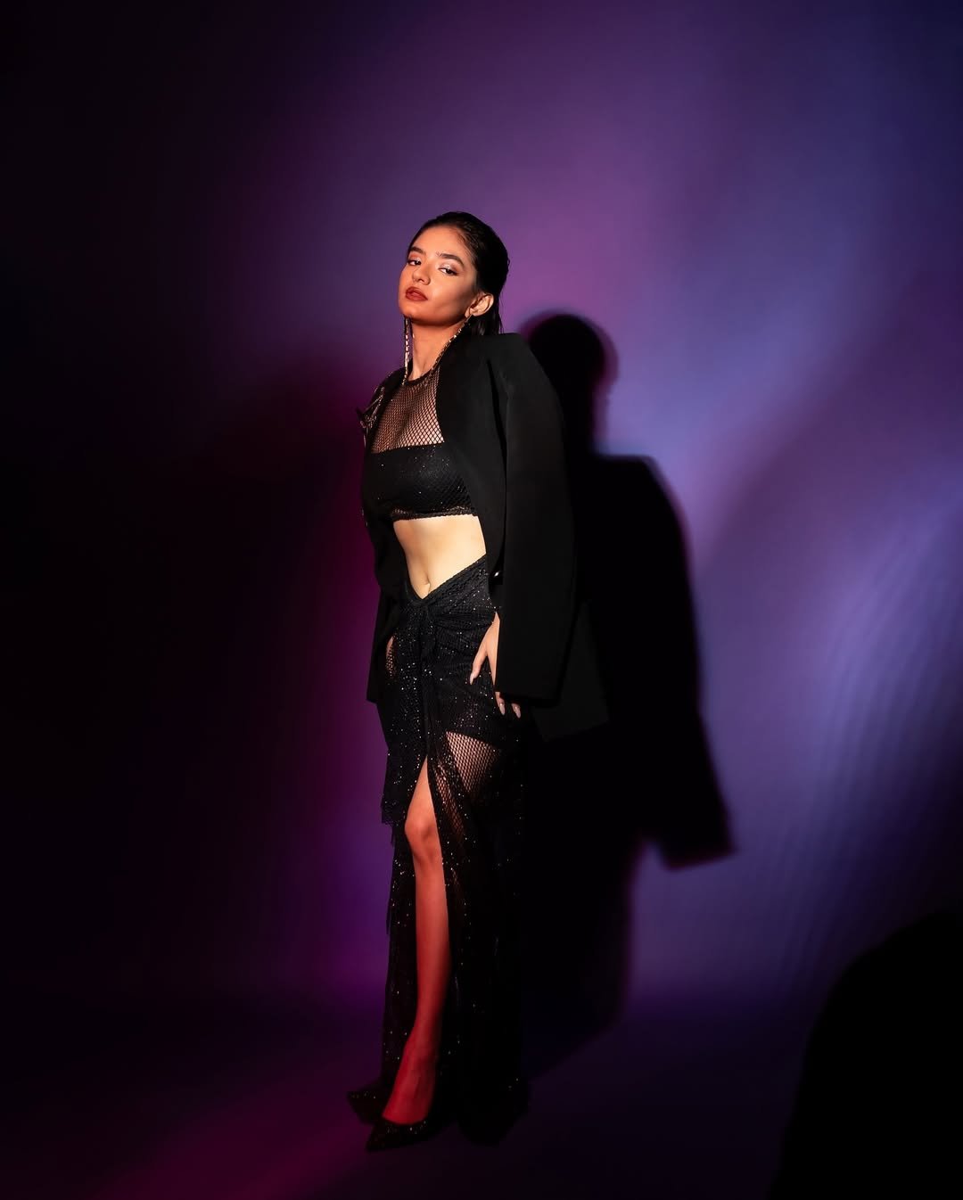 Anushka Sen Statement Glam Embellished Jacket and Fishnet Crop Top (34)