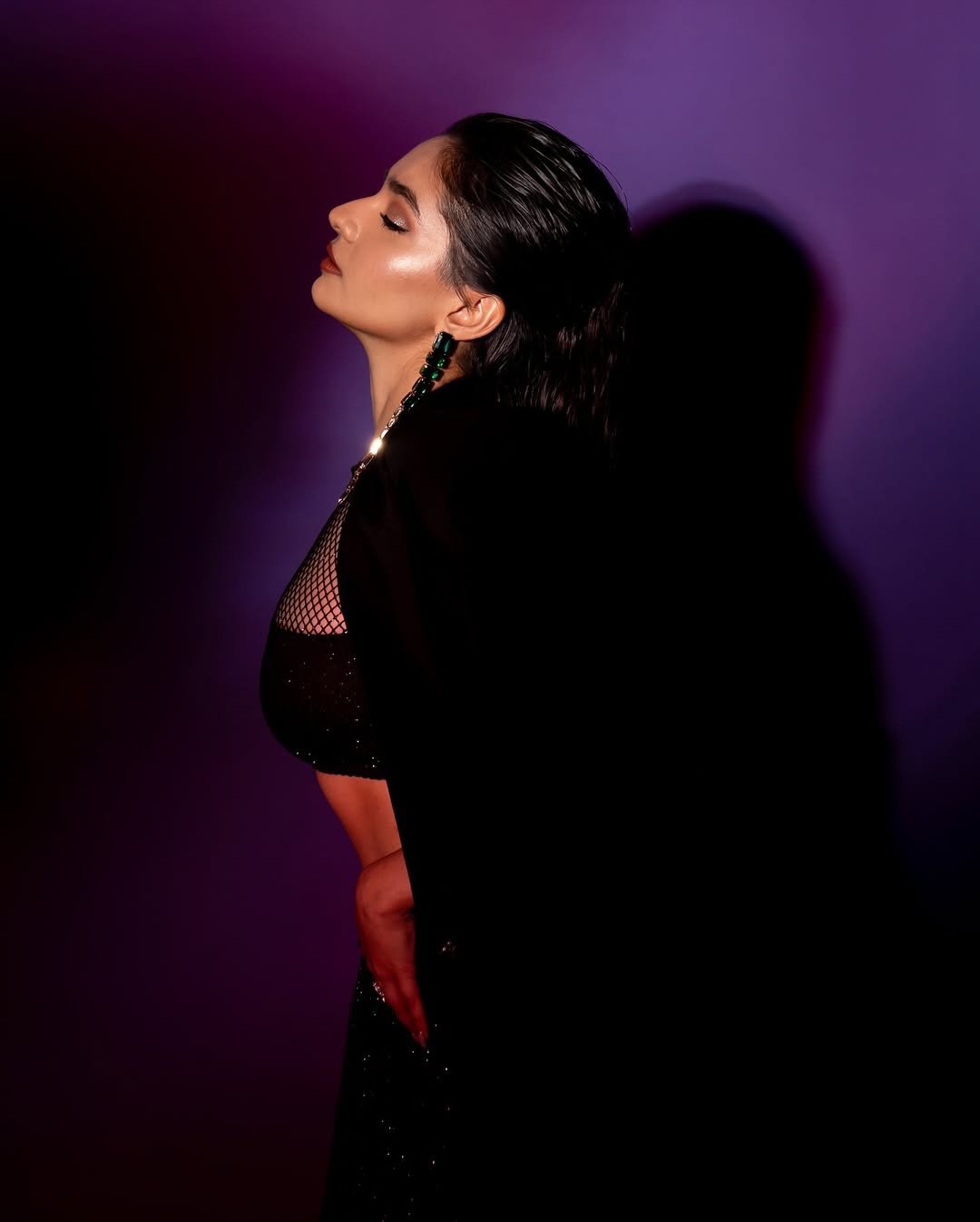 Anushka Sen Statement Glam Embellished Jacket and Fishnet Crop Top (35)