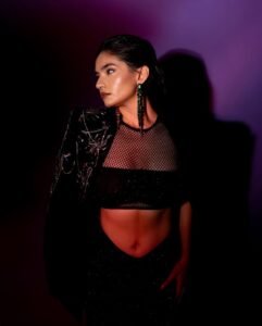 Anushka Sen Statement Glam Embellished Jacket and Fishnet Crop Top (38)