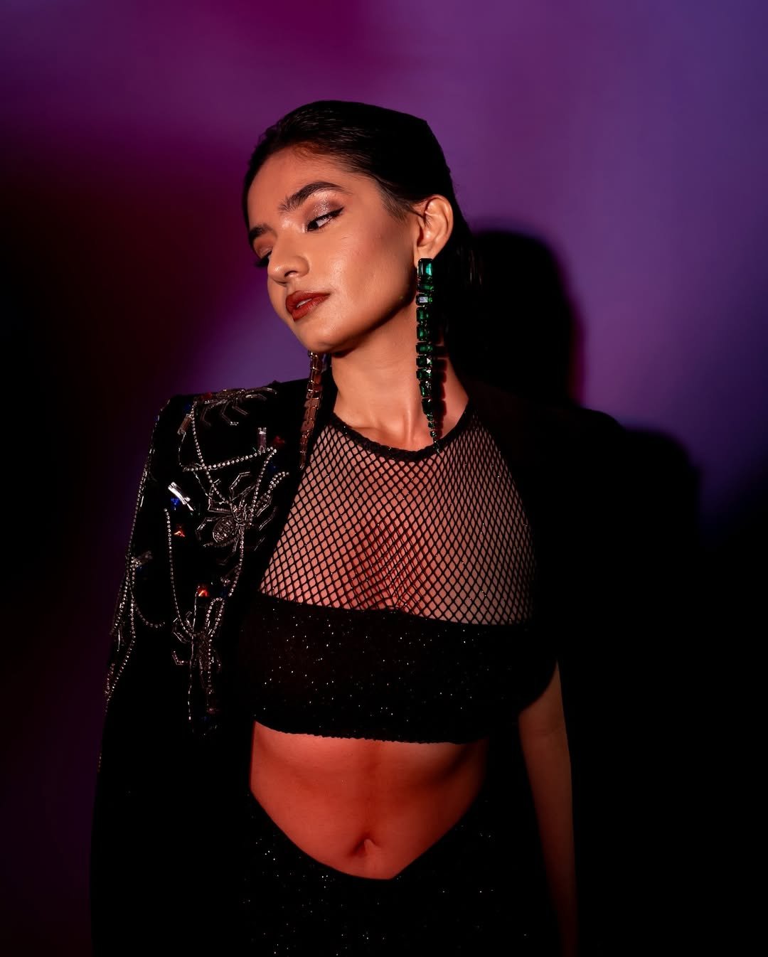 Anushka Sen Statement Glam Embellished Jacket and Fishnet Crop Top (40)