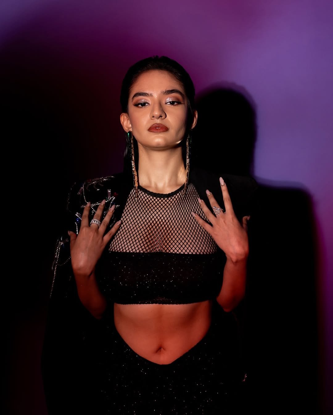 Anushka Sen Statement Glam Embellished Jacket and Fishnet Crop Top (6)