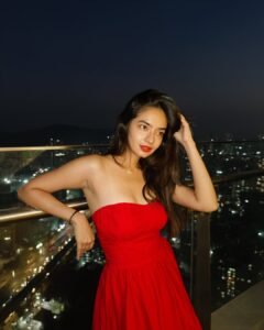 Anushka Sen Striking Red Strapless Dress – Rooftop Night Glam (61)