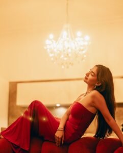 Anushka Sen Striking Red Strapless Dress – Rooftop Night Glam (67)