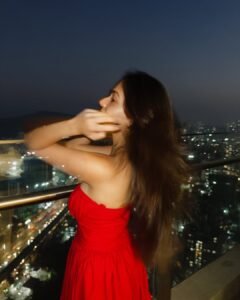 Anushka Sen Striking Red Strapless Dress – Rooftop Night Glam (76)