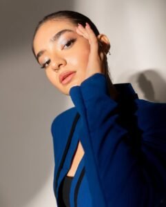 Anushka Sen Stylish Blue Cutout Blazer & Power Suit Photoshoot (22)